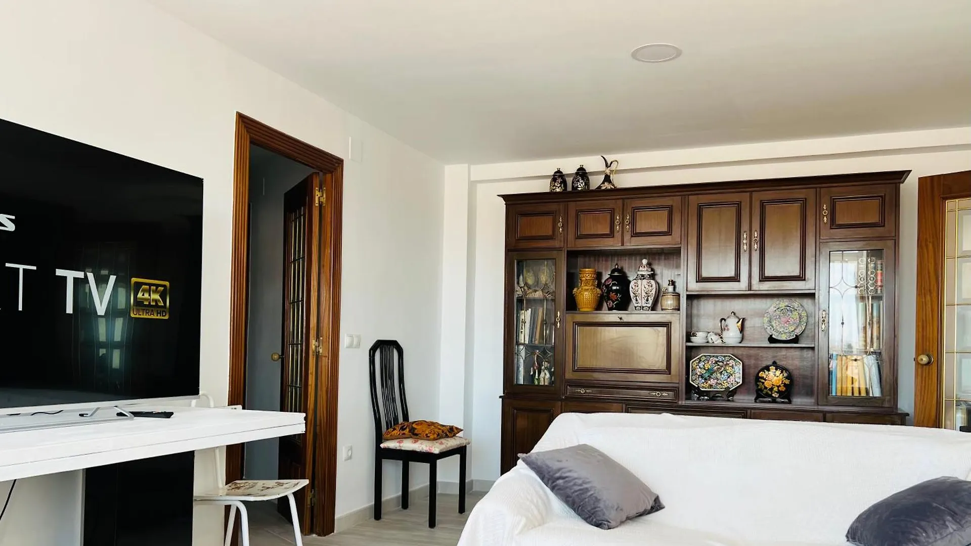 Accommodatie bij particulieren Malaga Flat With Balcony Ac Direct Bus To Beach Sleeps 7 Spanje