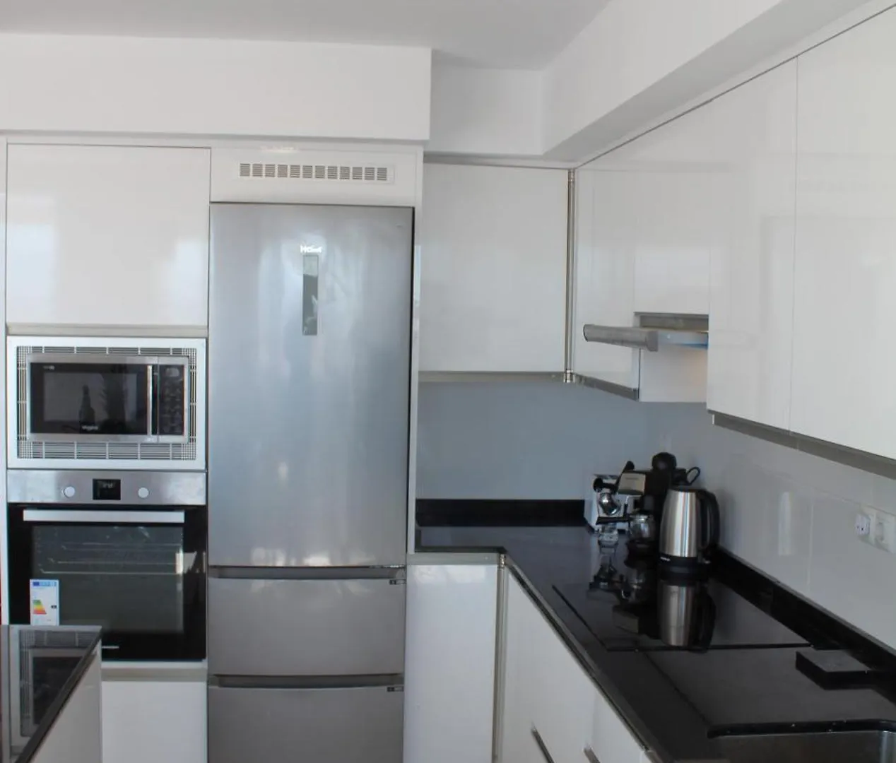 Homestay Malaga Flat With Balcony Ac Direct Bus To Beach Sleeps 7